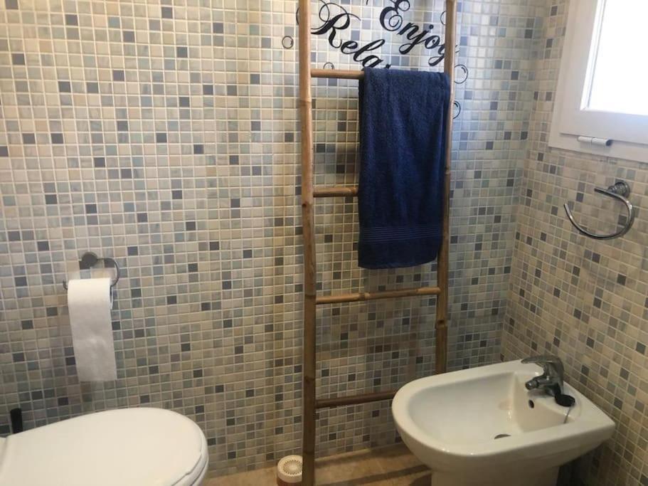 Schoenes Penthouse Mit Meerblick Pura Vida Bahia de Casares Bagian luar foto