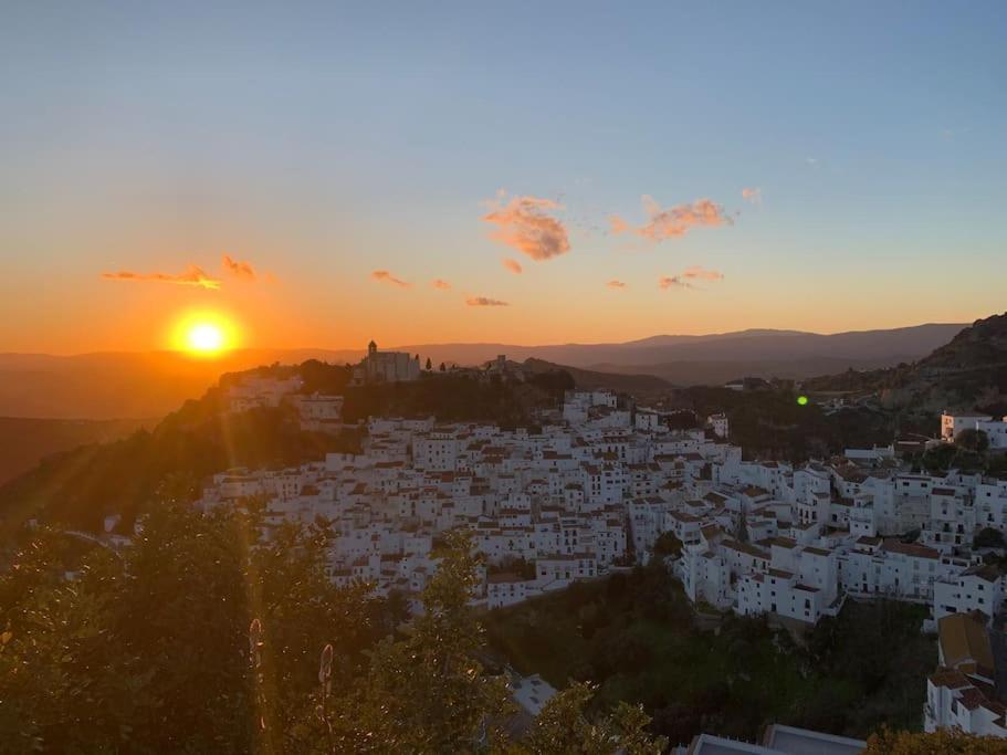 Schoenes Penthouse Mit Meerblick Pura Vida Bahia de Casares Bagian luar foto